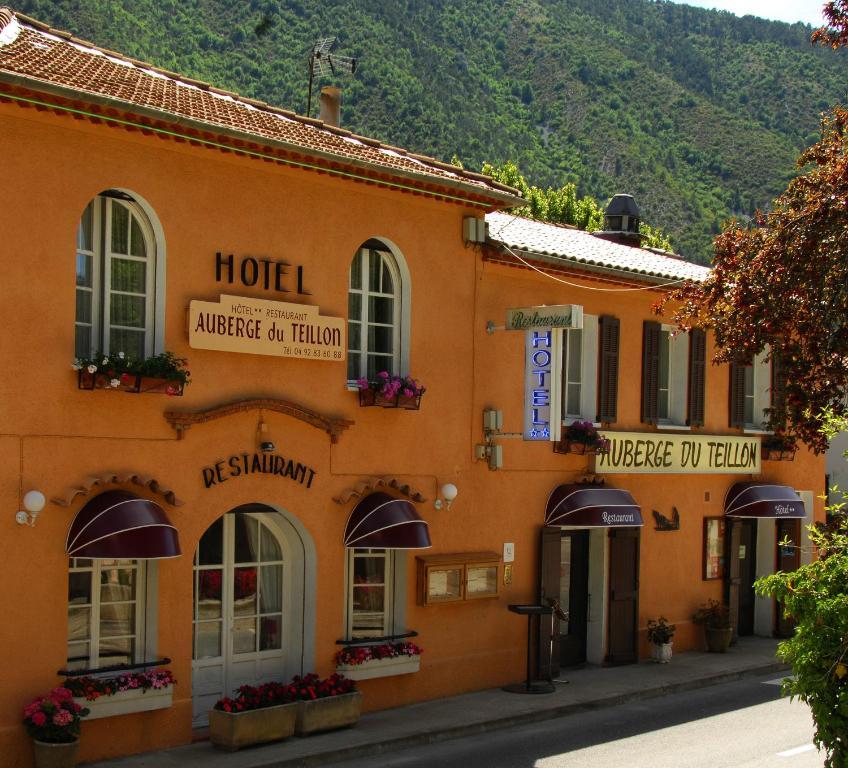 Auberge Du Teillon La Garde (Alpes-de-Haute-Provence) Exterior foto