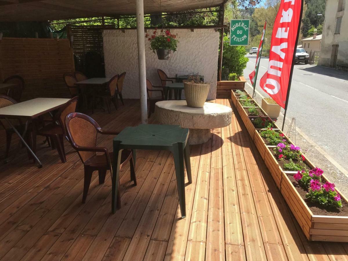 Auberge Du Teillon La Garde (Alpes-de-Haute-Provence) Exterior foto
